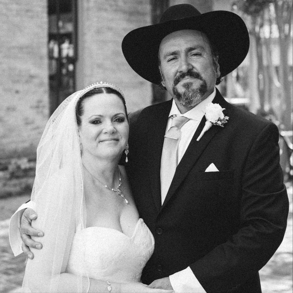 Meet your Posher, Wendie - Picture 1 of 1